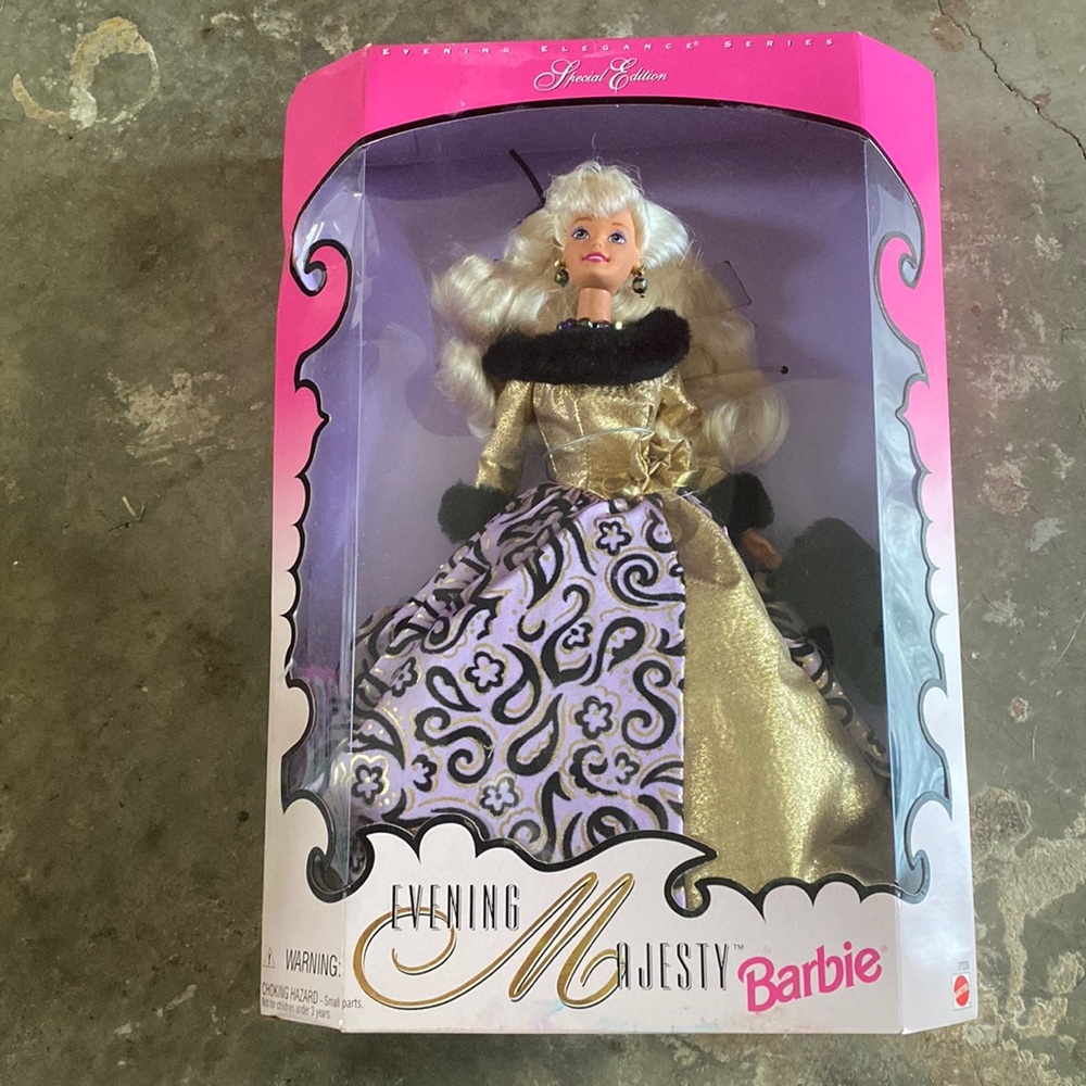 NEW IN BOX 1996 Evening Majesty Barbie Doll